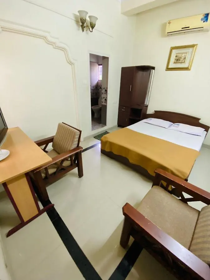 Rosh Tower Otel Thiruvananthapuram